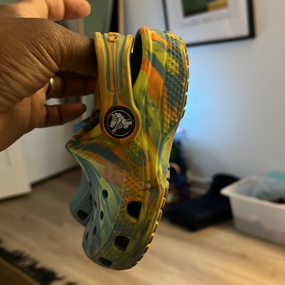 Colorful crocs - Picture 3 of 5